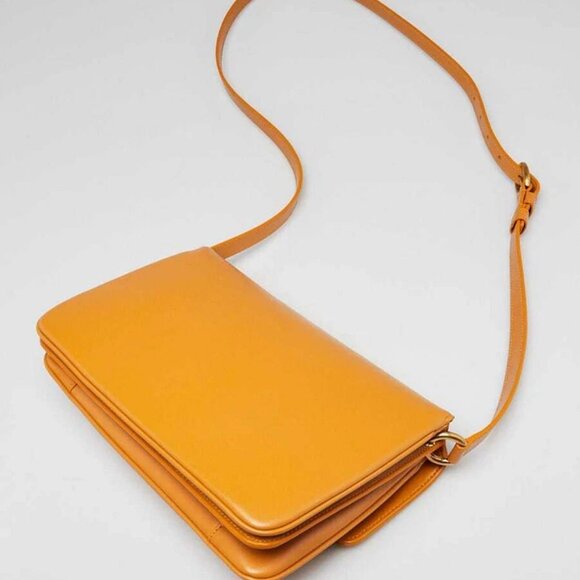 Yves Saint Laurent Yellow Leather Le Maillon Crossbody Bag - Picture 3 of 12